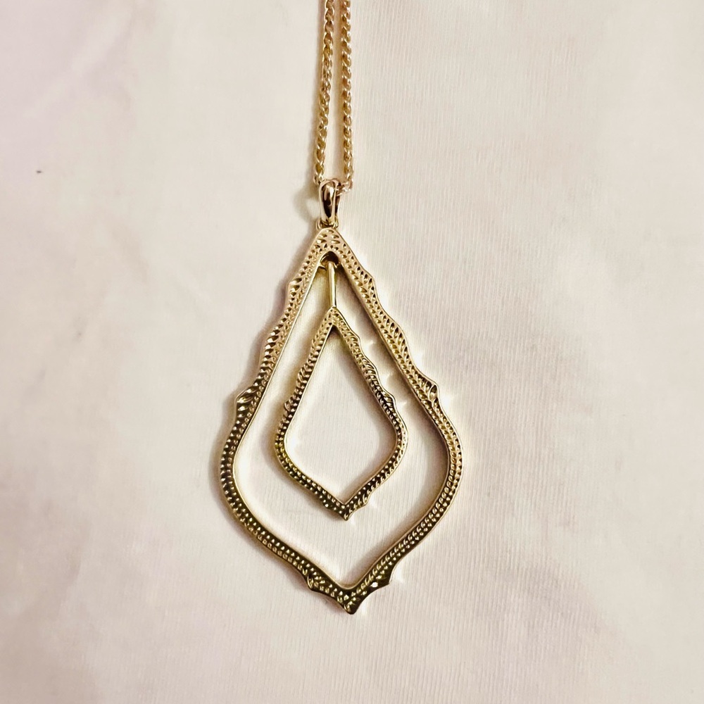 (NWT) Kendra Scott Gold Geometric Necklace